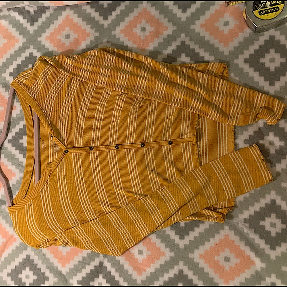 Mustard yellow long sleeve stripped shirt
